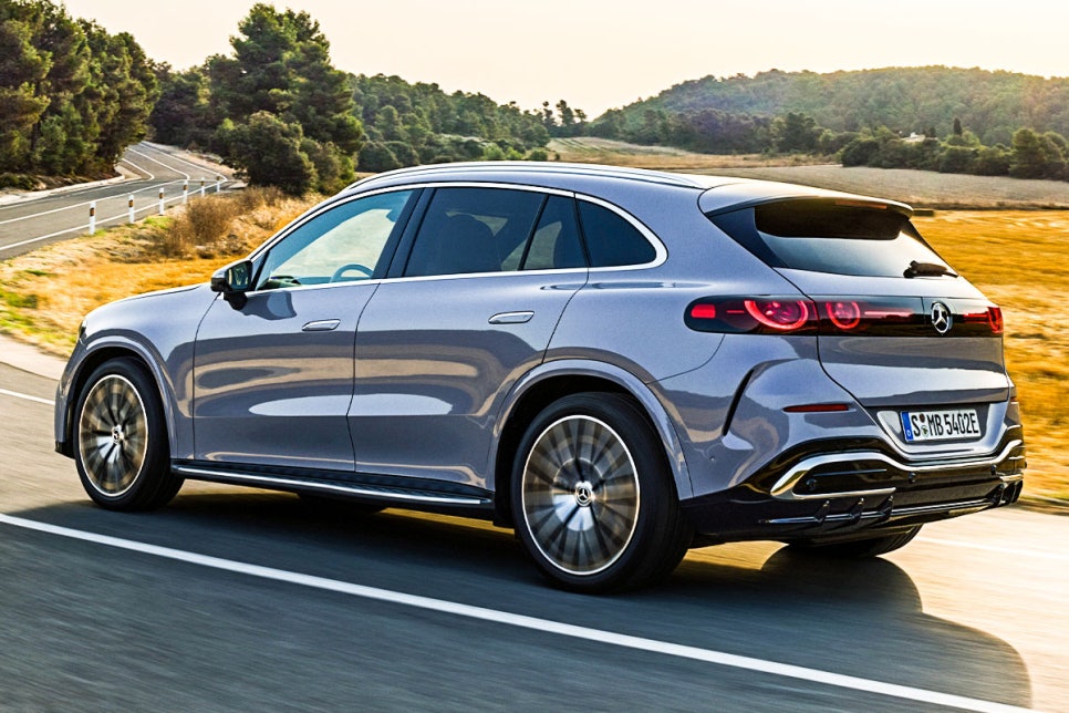 Too quiet, too fast: Mercedes wants EV cabins to blow wind at you to ...