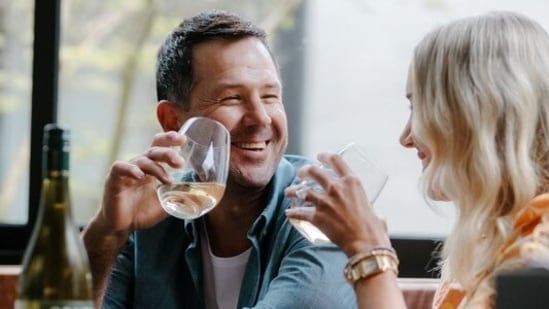 Aussie legend Ricky Ponting runs into former captain Michael Clarke's ...