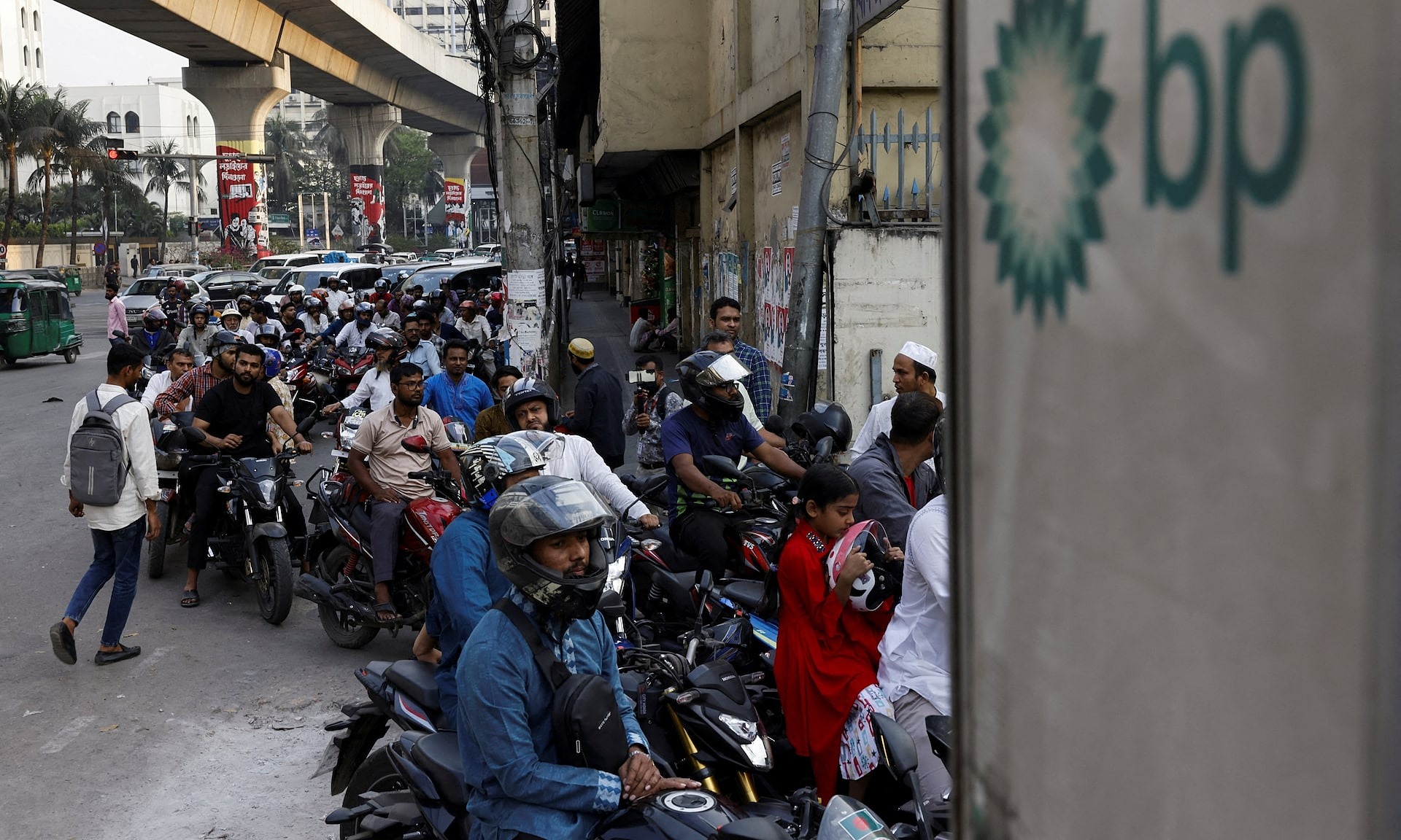 Bangladesh orders all universities closed to save electricity as Middle ...