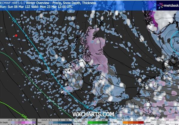UK weather maps turn purple as Britain 'disappears' under 418-mile snow ...