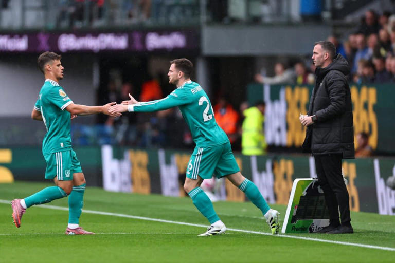 Gary Lineker cree que al Liverpool le falta un jugador estrella que Arne Slot ahora ve como suplente.