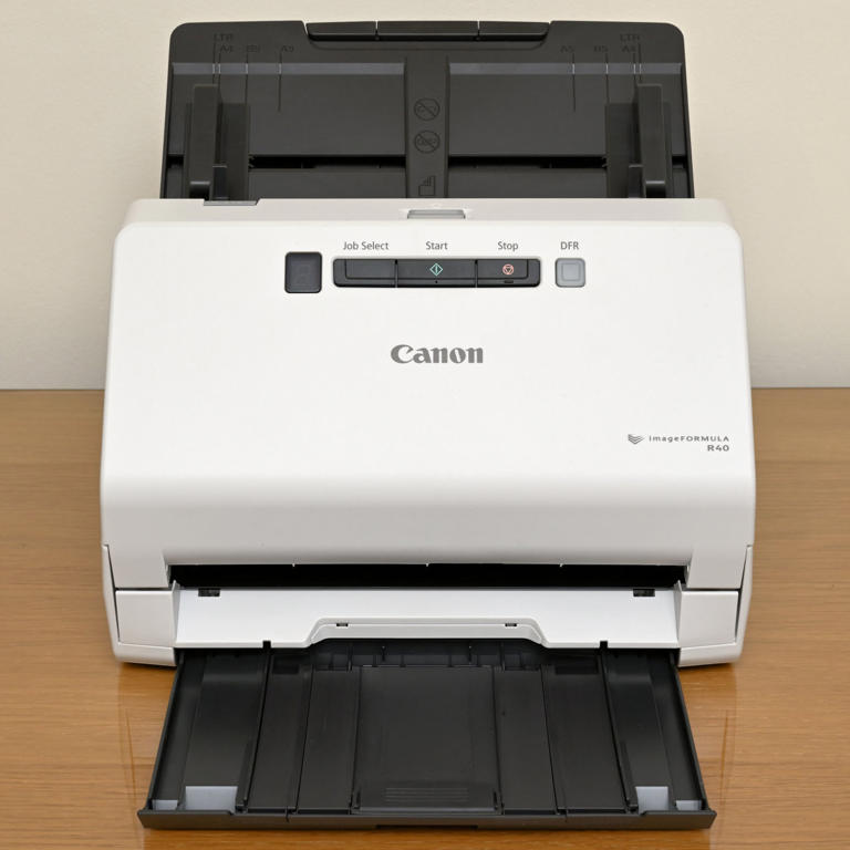 Ricoh SnapScan iX2500 review: A conveniently compact desktop scanner ...