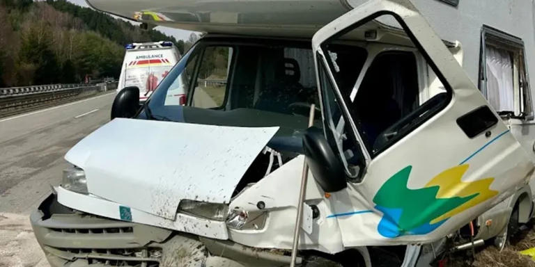 Wohnmobil-Unfall auf der A10: 74-Jähriger verletzt