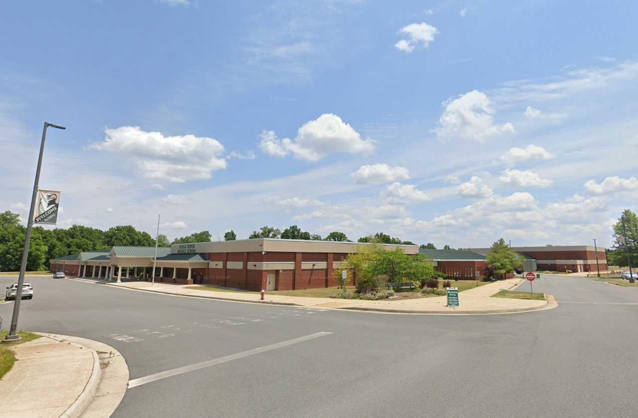 Students evacuated from Virginia middle school after bomb threat report ...