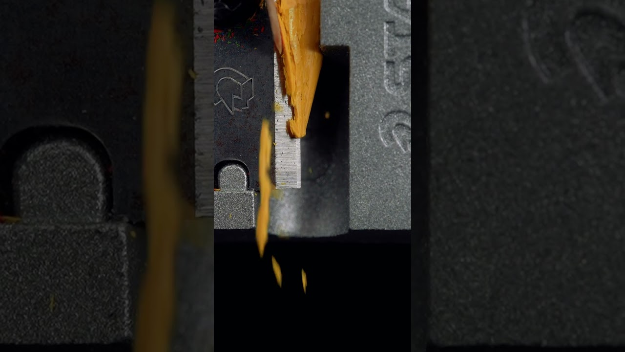Pencil sharpener: how it works close-up