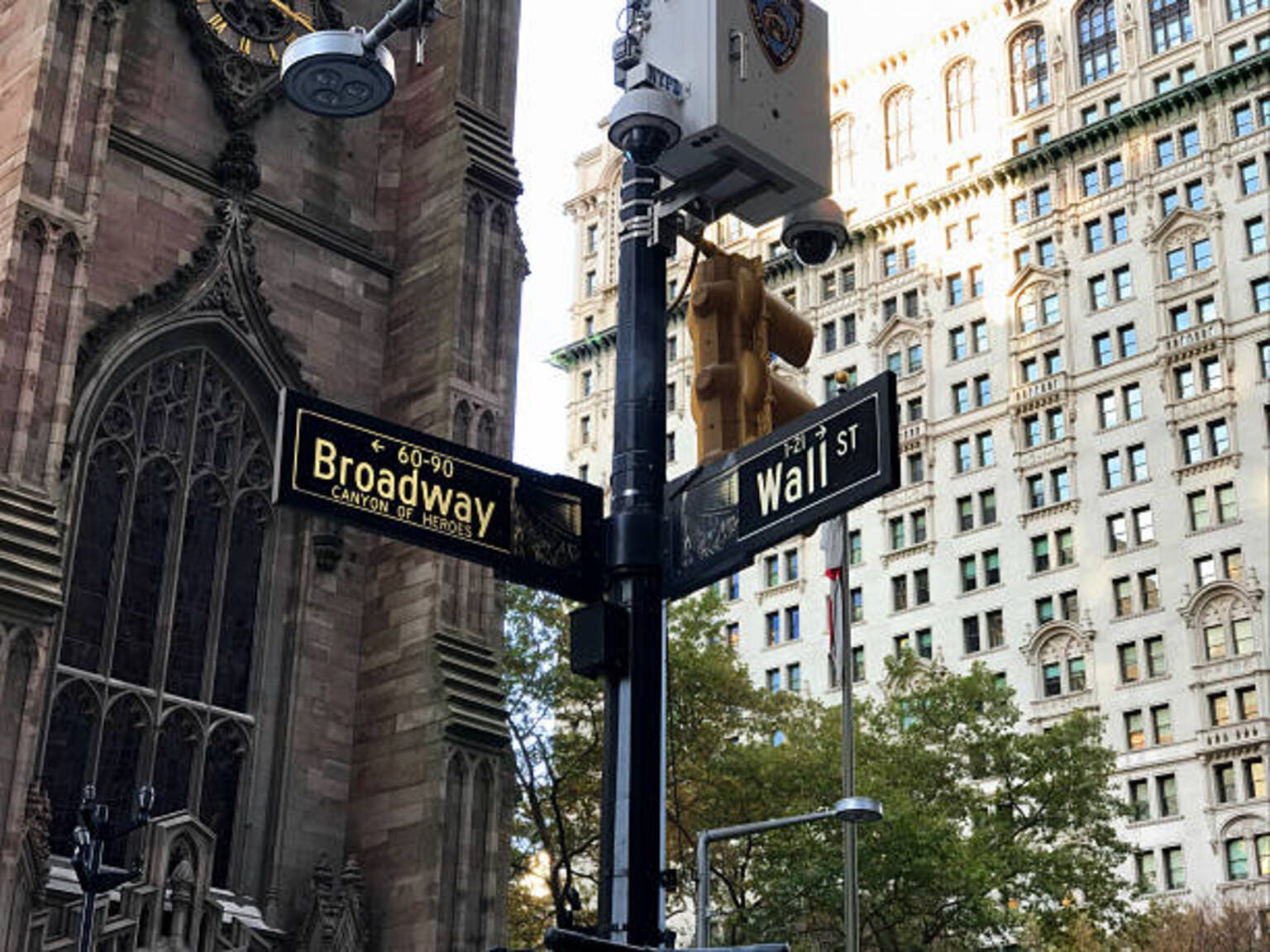 US stocks reverse downturn, end green as Trump signals end of war may ...