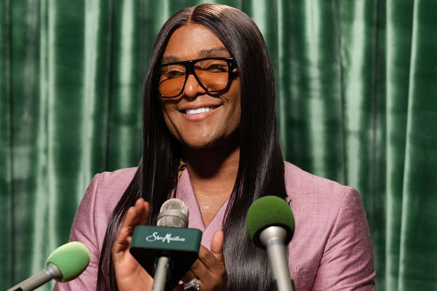 Law Roach and his epic silk press star in new SheaMoisture campaign ...