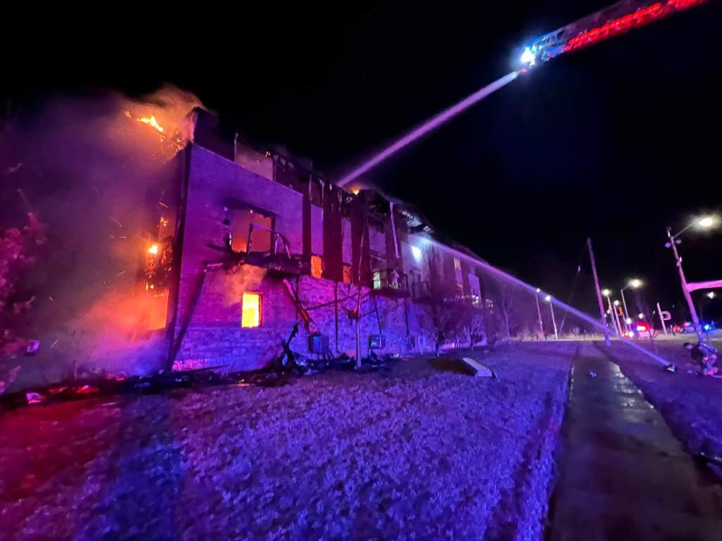 Very significant fire extinguished by Hamilton crews at residential complex
