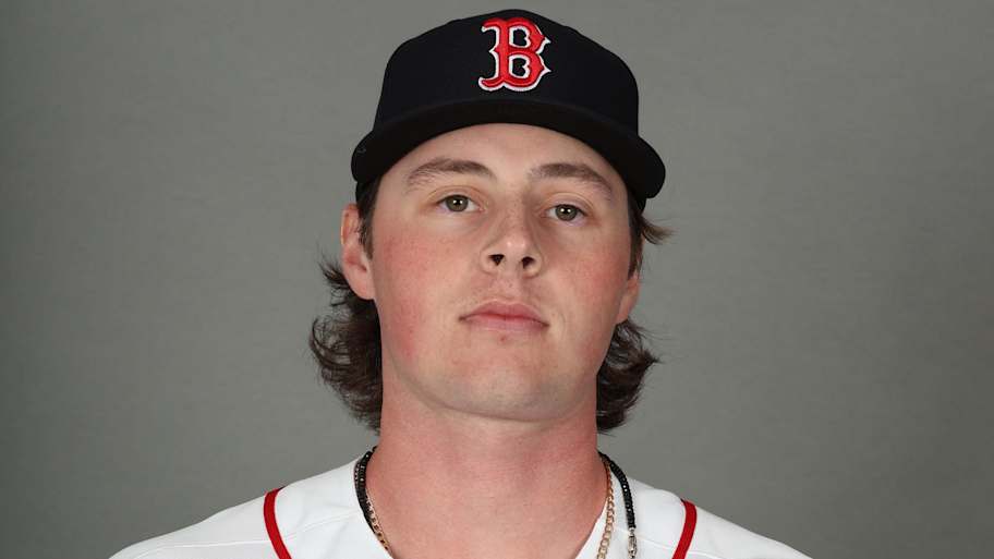 Red Sox send down Jake Bennett in 8-move roster shakeup