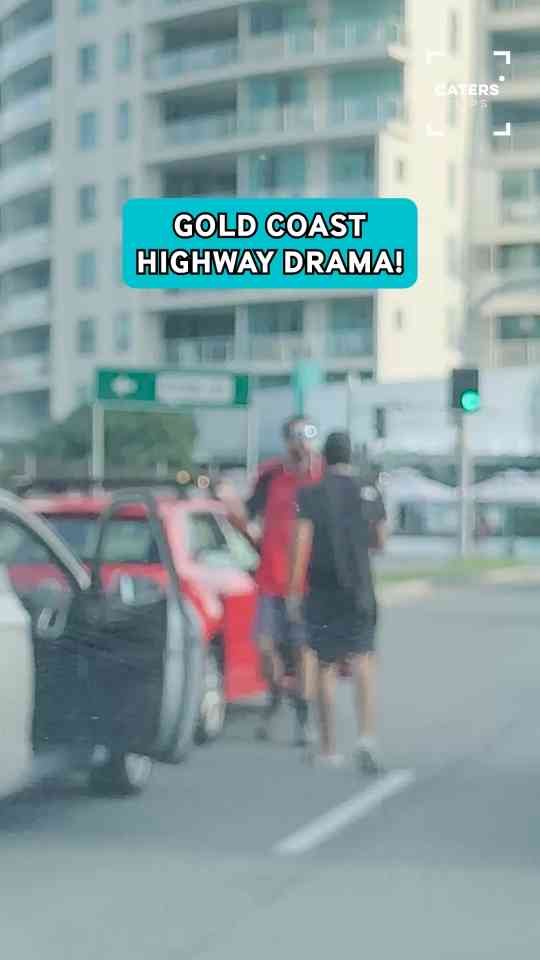 Near collision sparks road rage standoff on highway in Australia