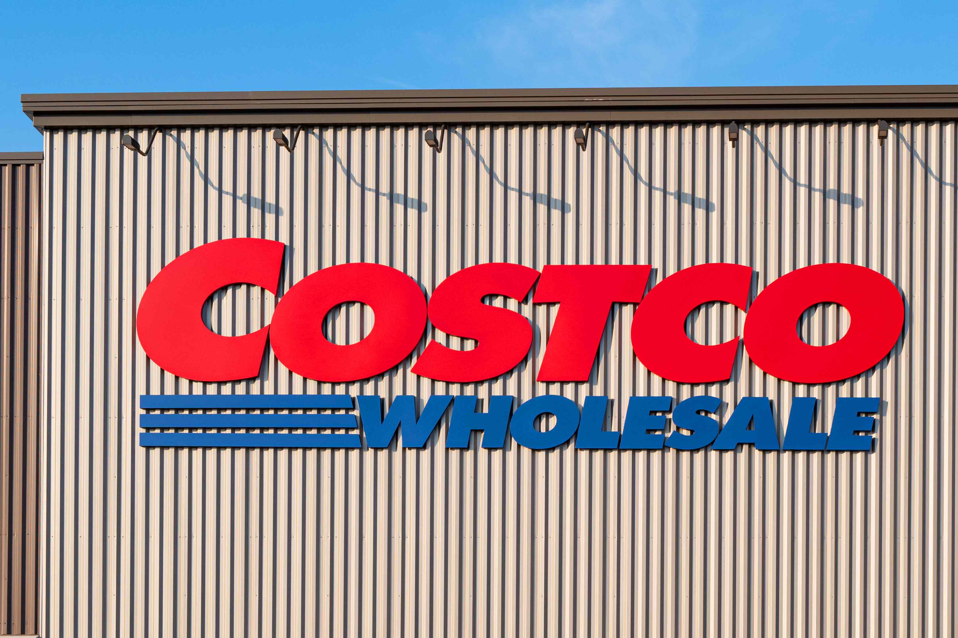 This new heat-and-eat Costco chicken is now a lunchtime favorite