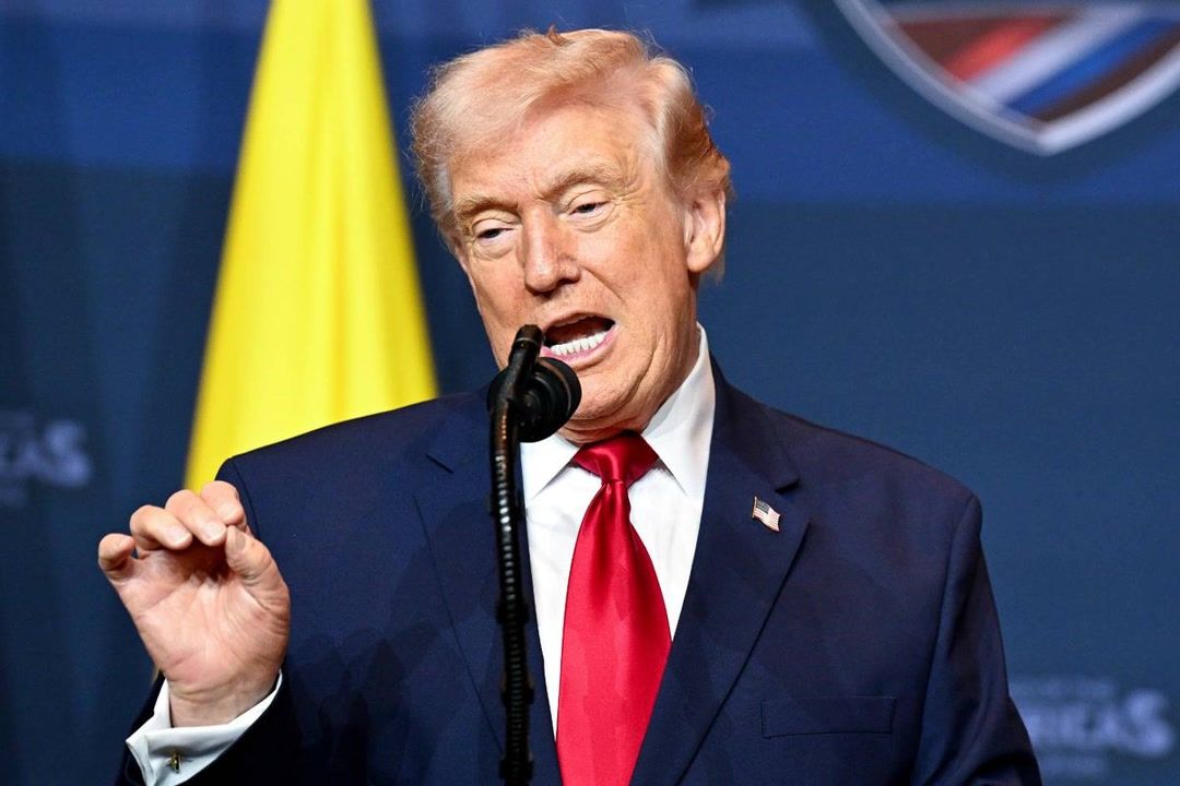 Trump accused of meltdown as Iran war escalates