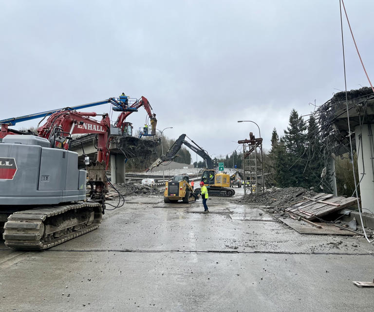 I-405 in Bothell reopens after weekend closure