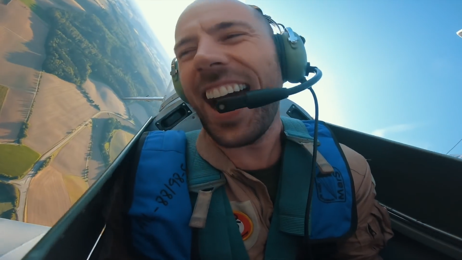 He offered me a ride in a WWII plane… I said yes (big mistake?)