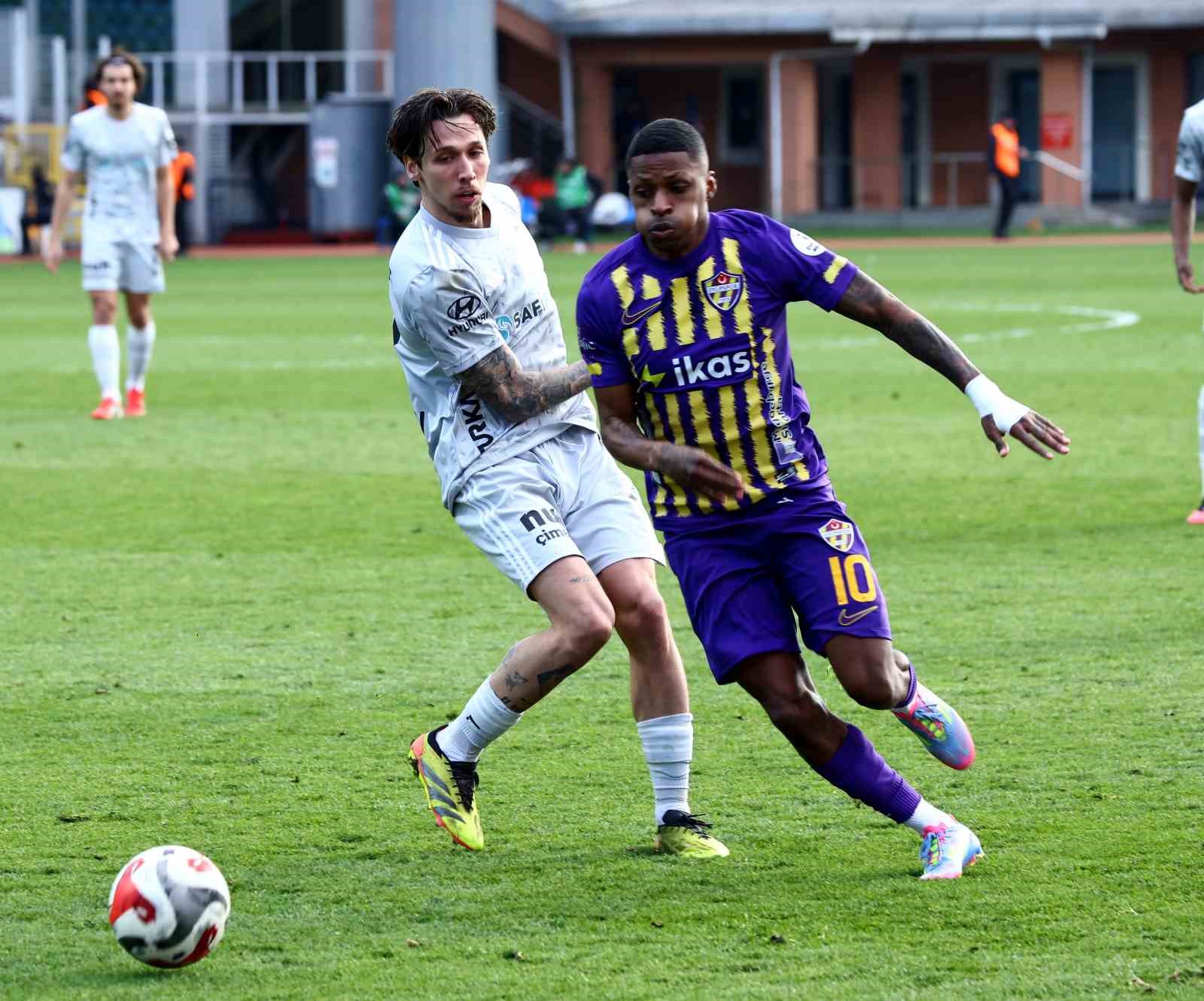 Trendyol Süper Lig: Eyüpspor 0 - Kocaelispor 1 (Maç sonucu)