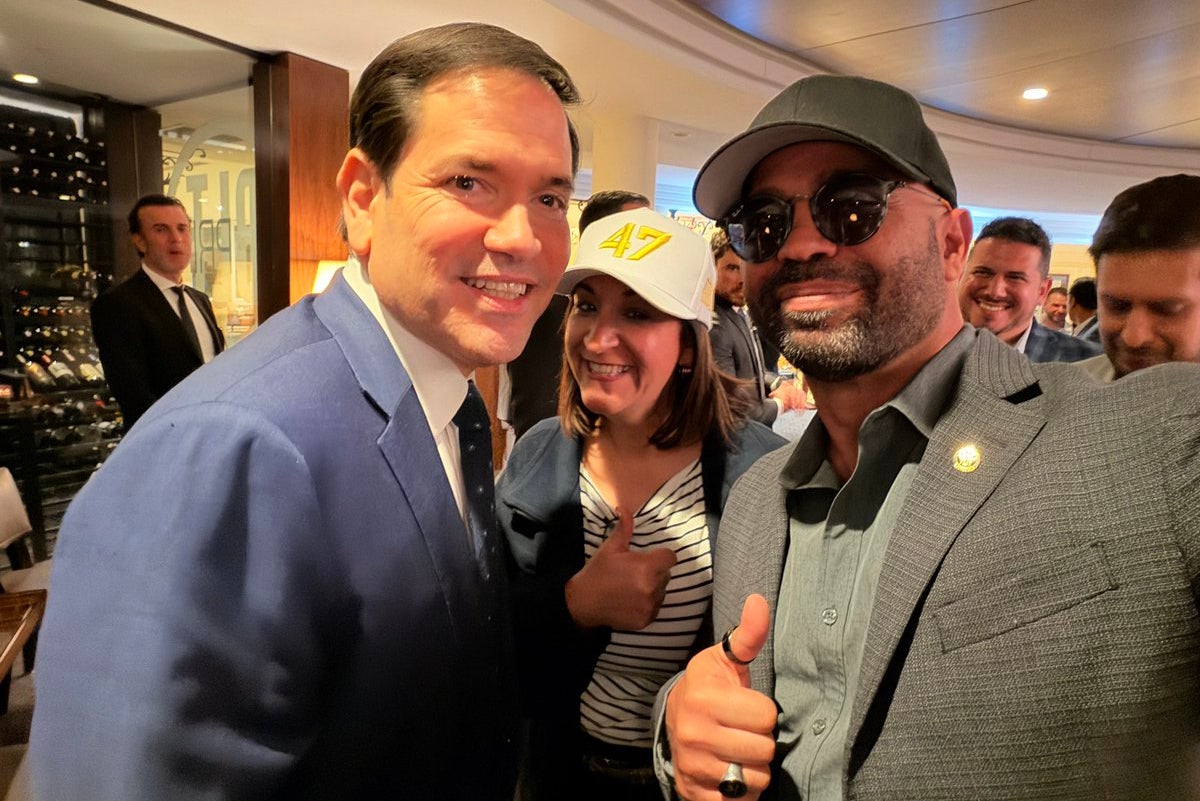Rubio ripped for posing for grinning photo with ex-Proud Boys leader