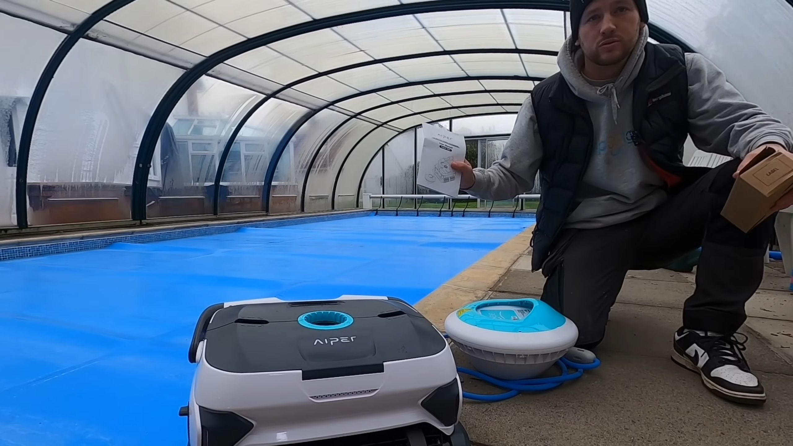 How good is the Aiper Seagull 3000 at cleaning pools?
