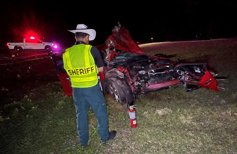 2 motorcyclists, driver dead after head-on crash in Polk County