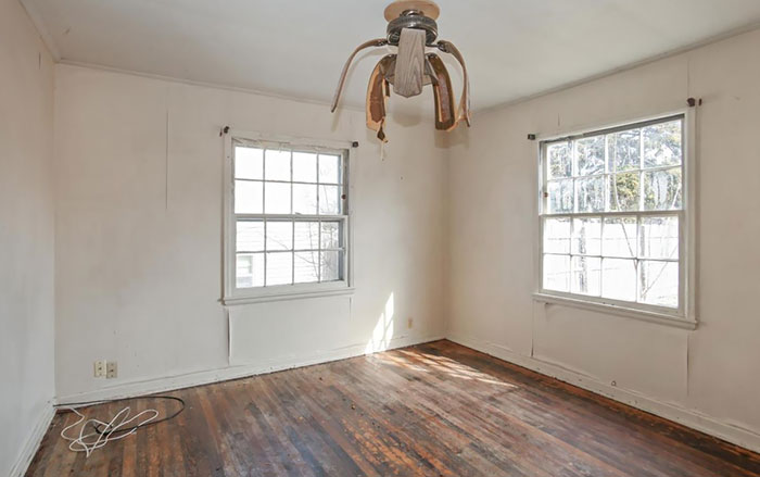 25 Funny Real Estate Listings That Are Hard To Believe Exist