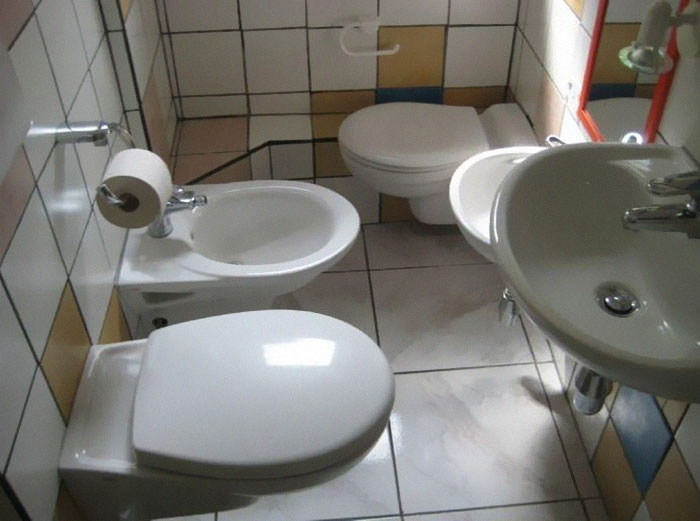 25 Funny Real Estate Listings That Are Hard To Believe Exist