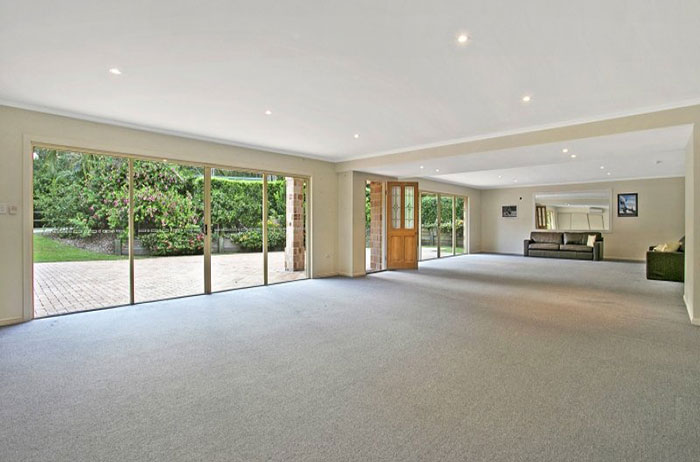 25 Funny Real Estate Listings That Are Hard To Believe Exist