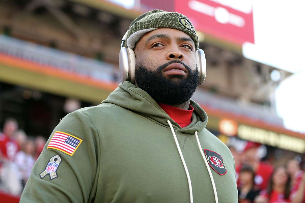49ers might trade Trent Williams over contract impasse, sign Vederian Lowe