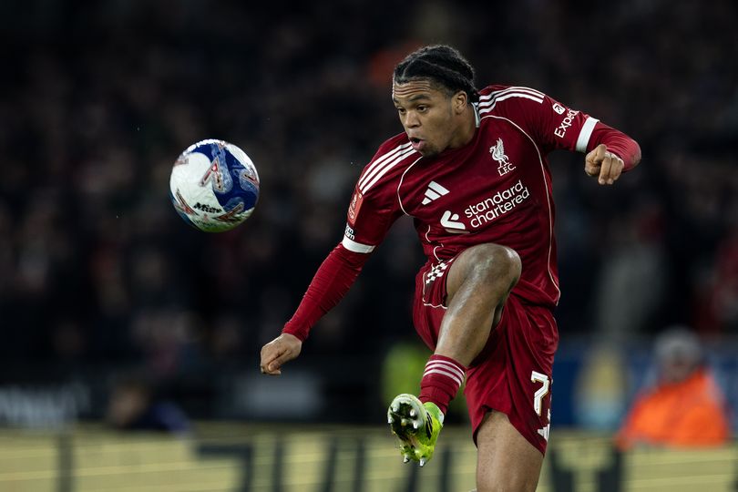 Arne Slot sent fresh Rio Ngumoha Liverpool demand after Steven Gerrard ...