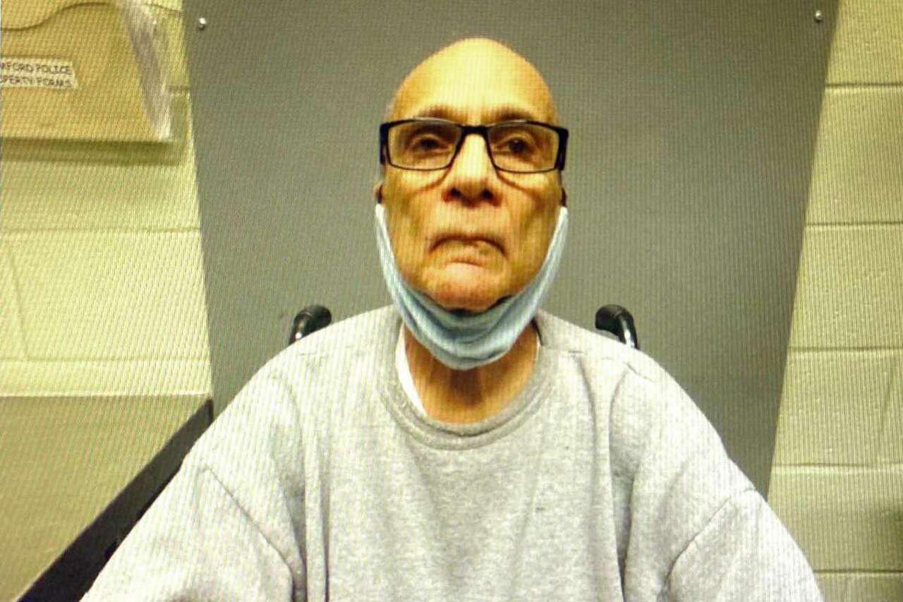 New Canaan man charged with murder in wife's fatal shooting dies ...