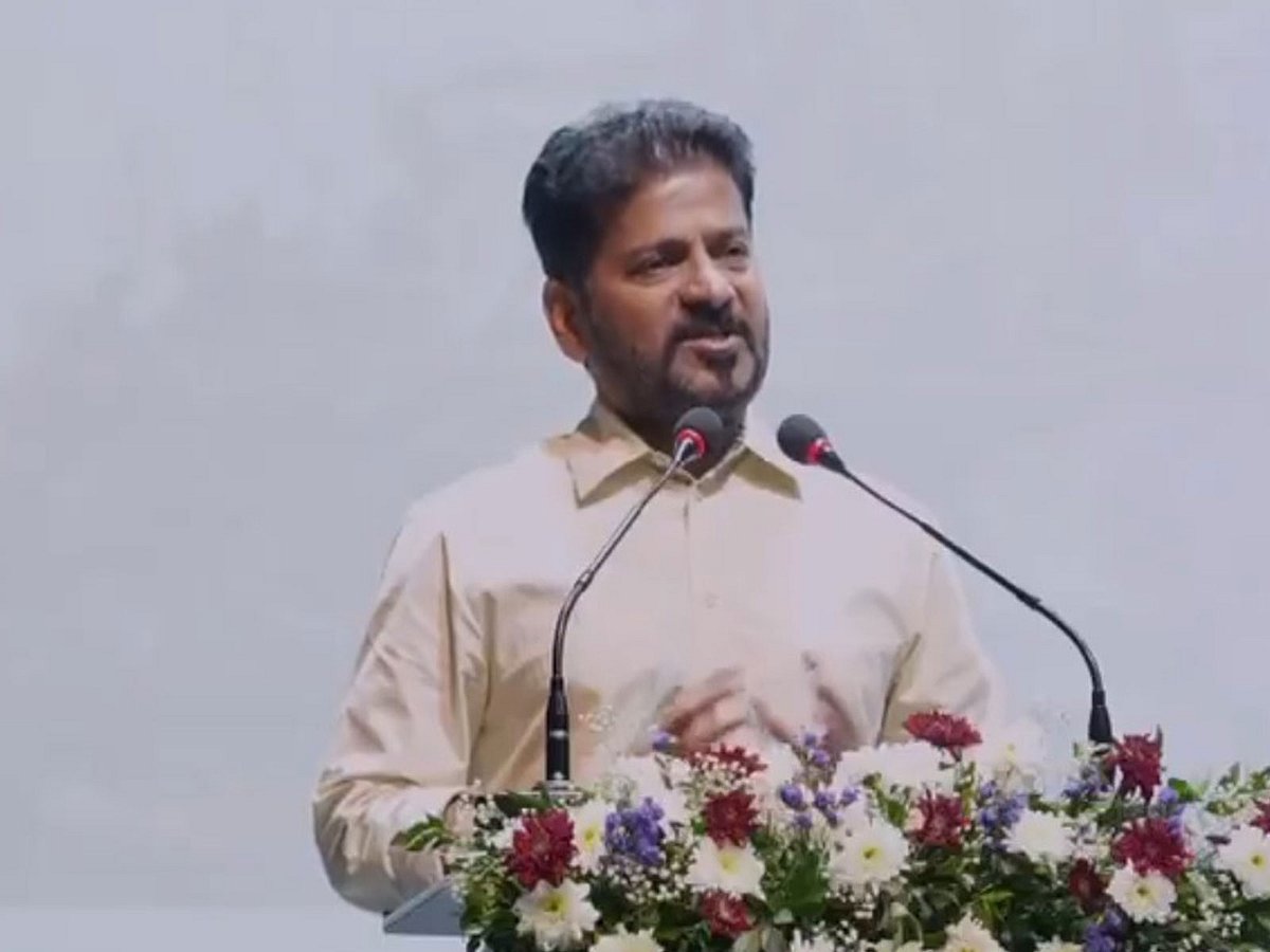 Revanth Reddy urges police overhaul as cybercrime and narcotics threats ...