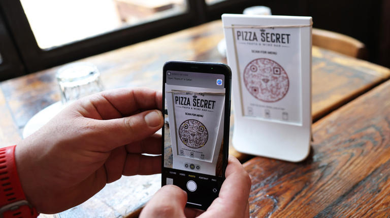 One recent change at restaurants that boomers hate — and everyone else ...