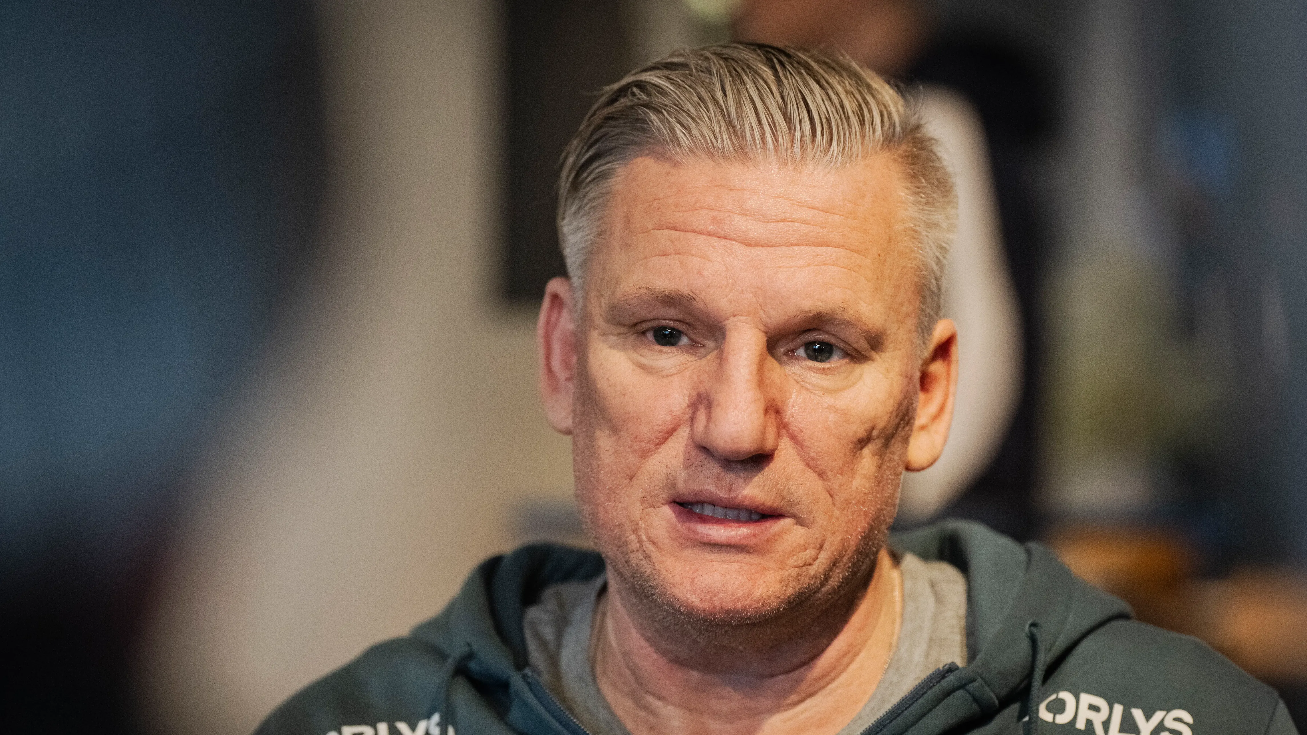 Hyldet af rigmand: 'Et afbræk i hverdagen'