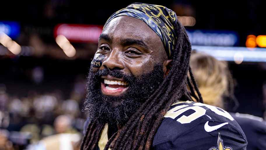 Cowboys just watched their dream linebacker sign with an NFL laughingstock