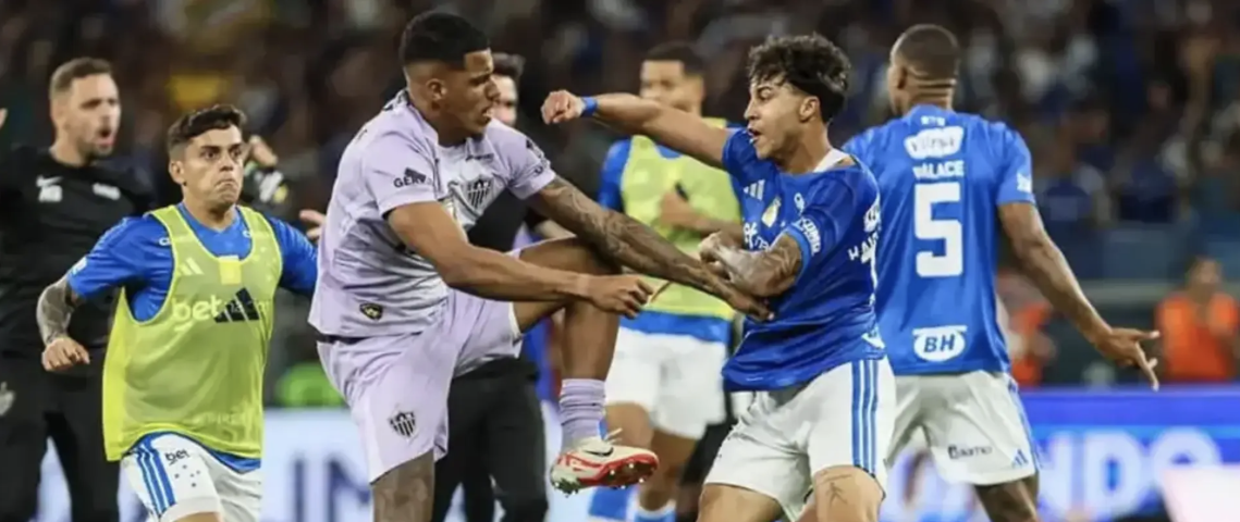 23 players sent off after mass brawl in Cruzeiro vs Atletico Mineiro final