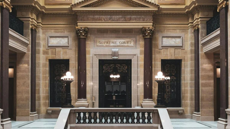 Conservative Wisconsin Supreme Court justice won't seek reelection