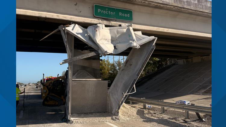Several lanes on I-75 N in Sarasota shut down after dump truck crashes ...