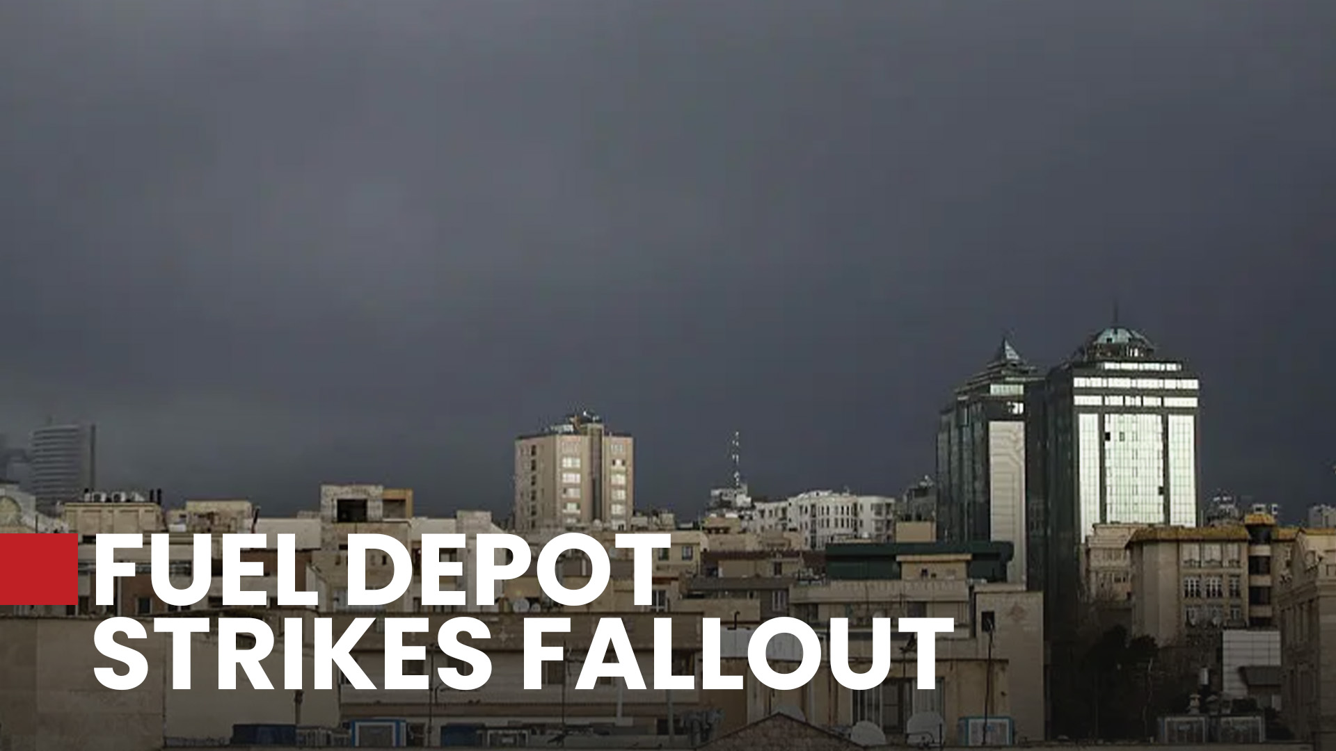 Oil rain falls over Tehran after strikes