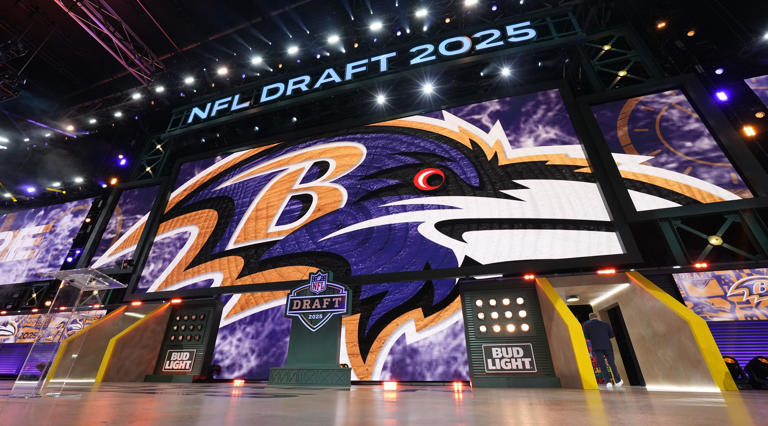 NFL announces 33 compensatory picks for 2026 draft. See the list