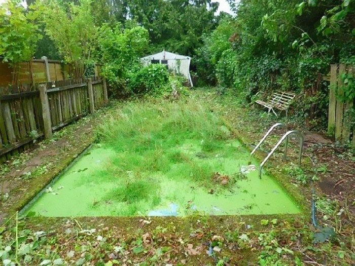 25 Funny Real Estate Listings That Are Hard To Believe Exist