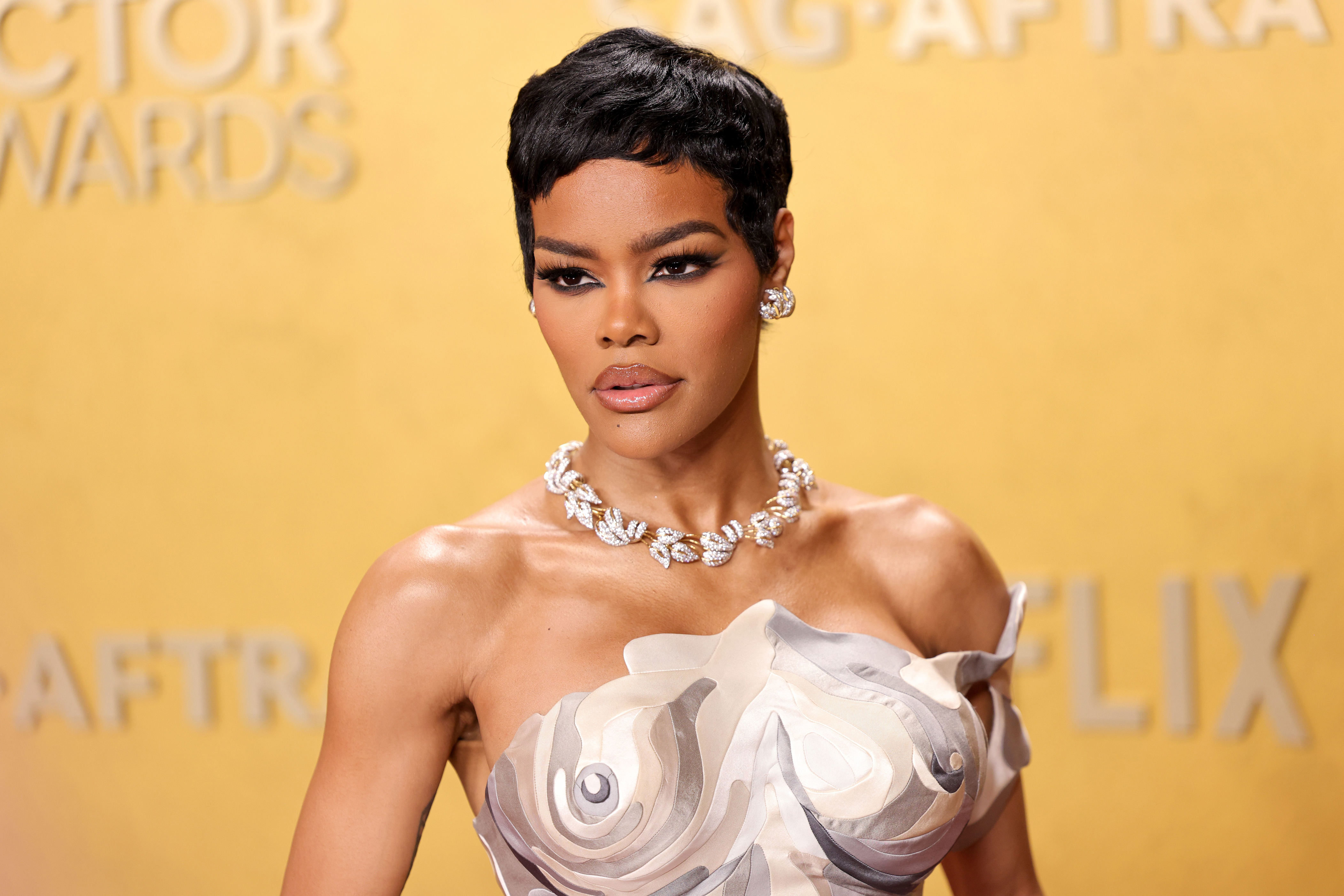 I never expected to see Teyana Taylor with silver hair, yet here we are