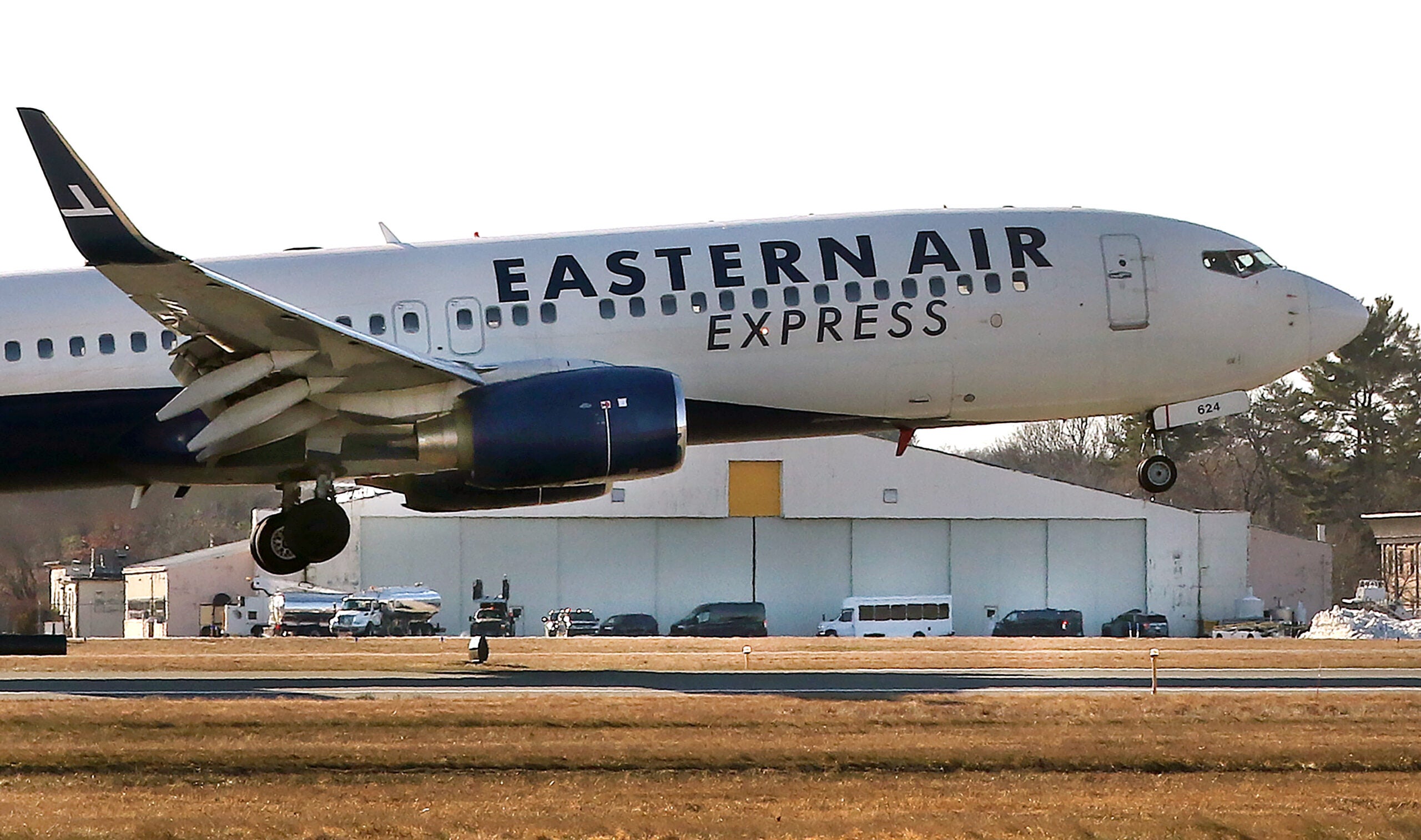 Healey calls on aviation company operating at Hanscom to cut ties with ICE