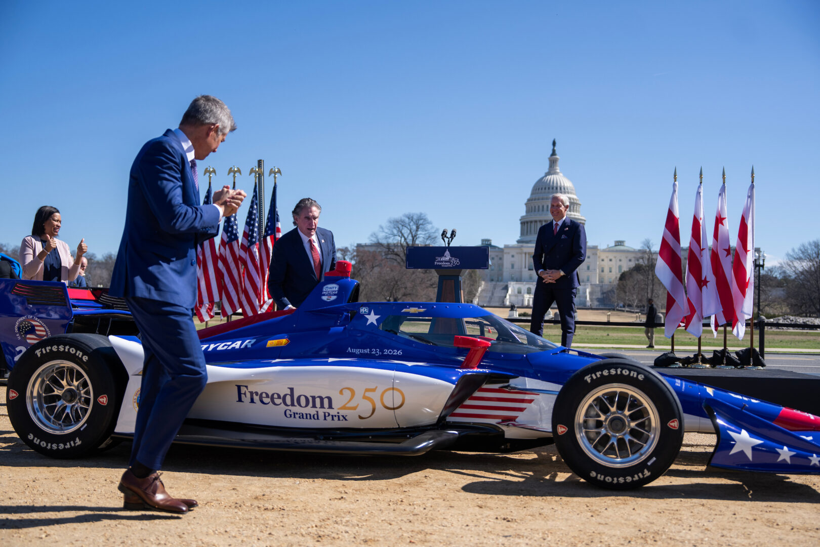 Sidestepping Congress, IndyCar to race around National Mall