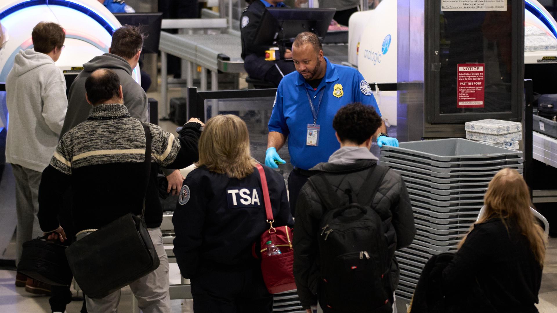 TSA continues to work without pay as partial government shutdown drags on