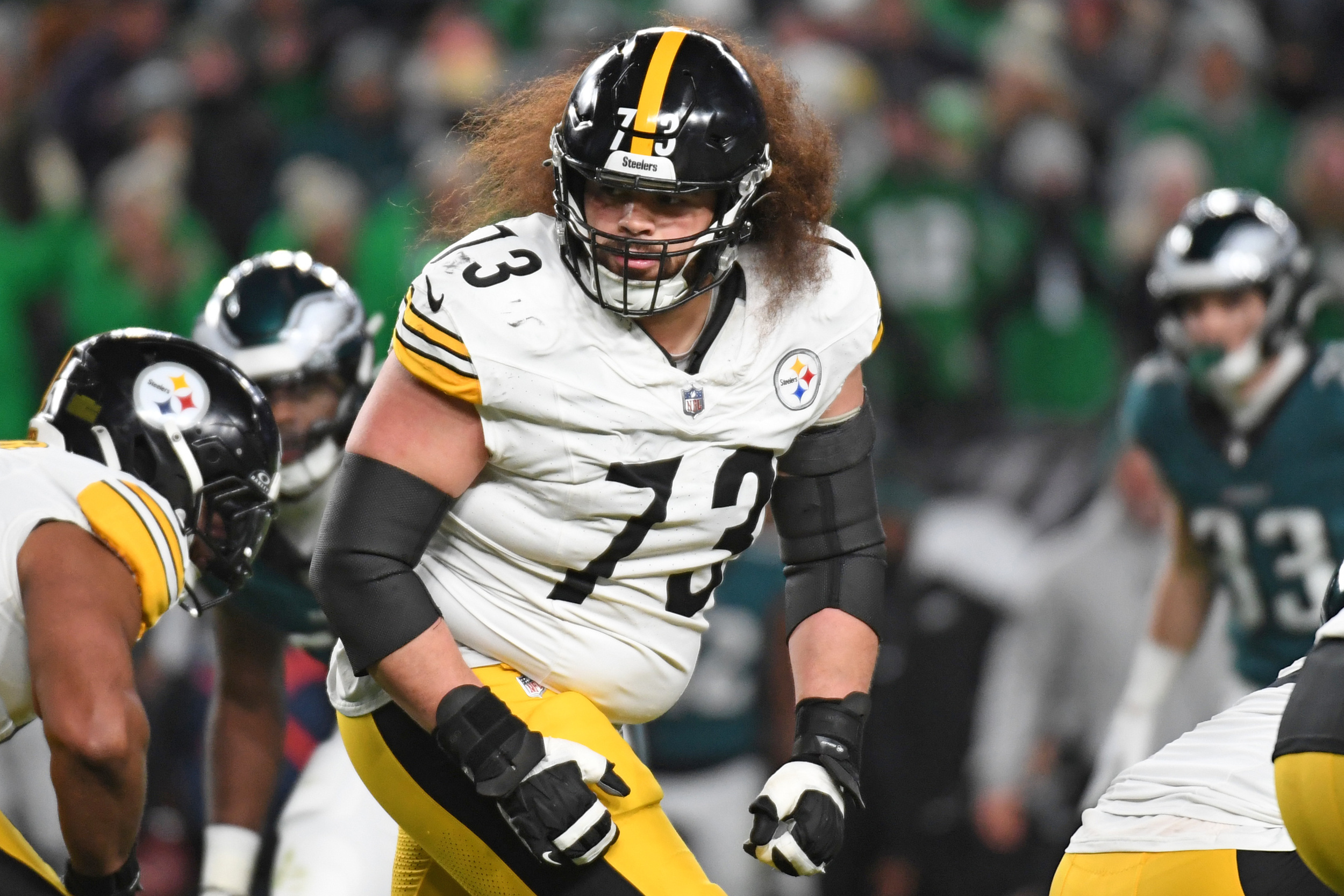 Cardinals to sign G Isaac Seumalo<br><br>