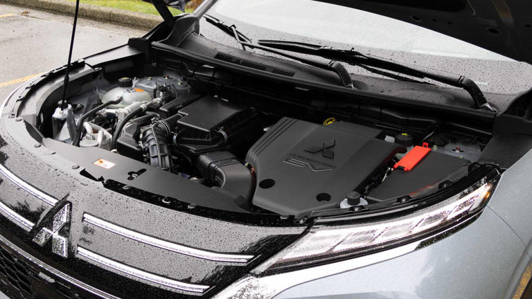 2026 Mitsubishi Outlander PHEV first drive review: The best Mitsubishi ...
