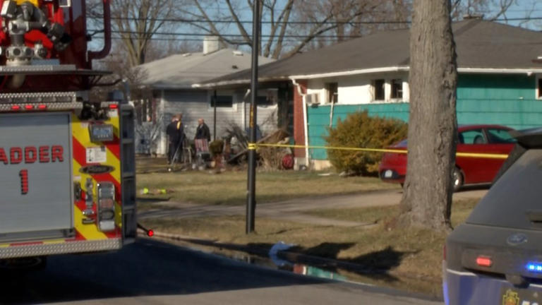 1 dead after house fire on Woodstock Avenue