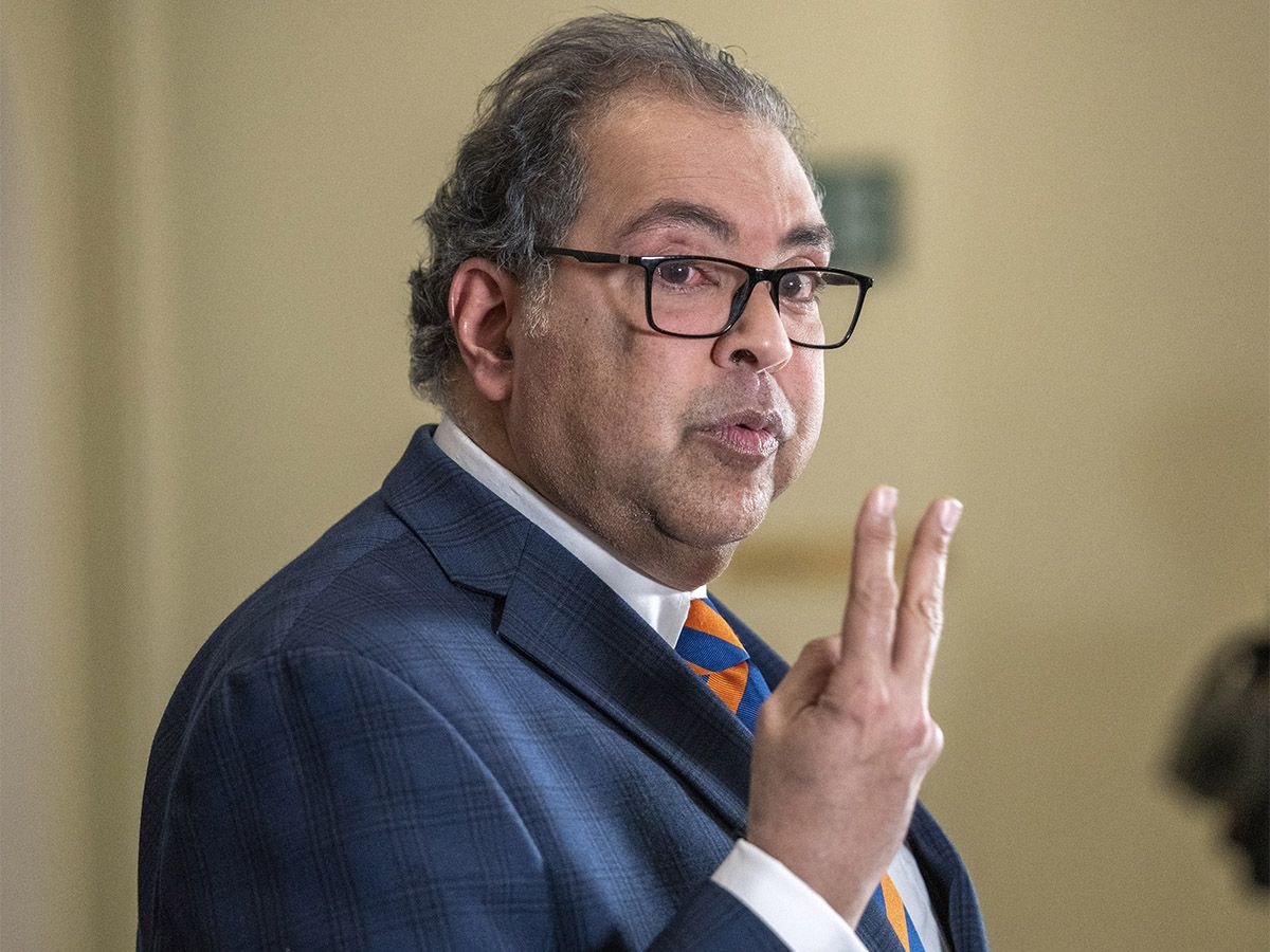 Bell: Avi Lewis riles up Alberta — Smith says he's a communist, Nenshi ...
