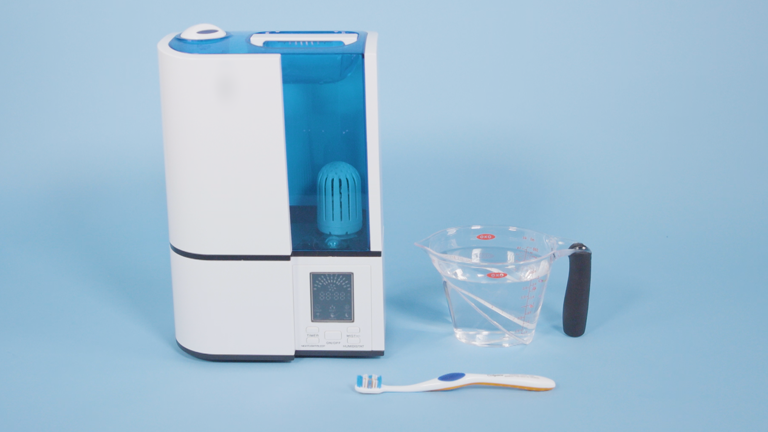How to sanitize a humidifier the right way, according to a scientist