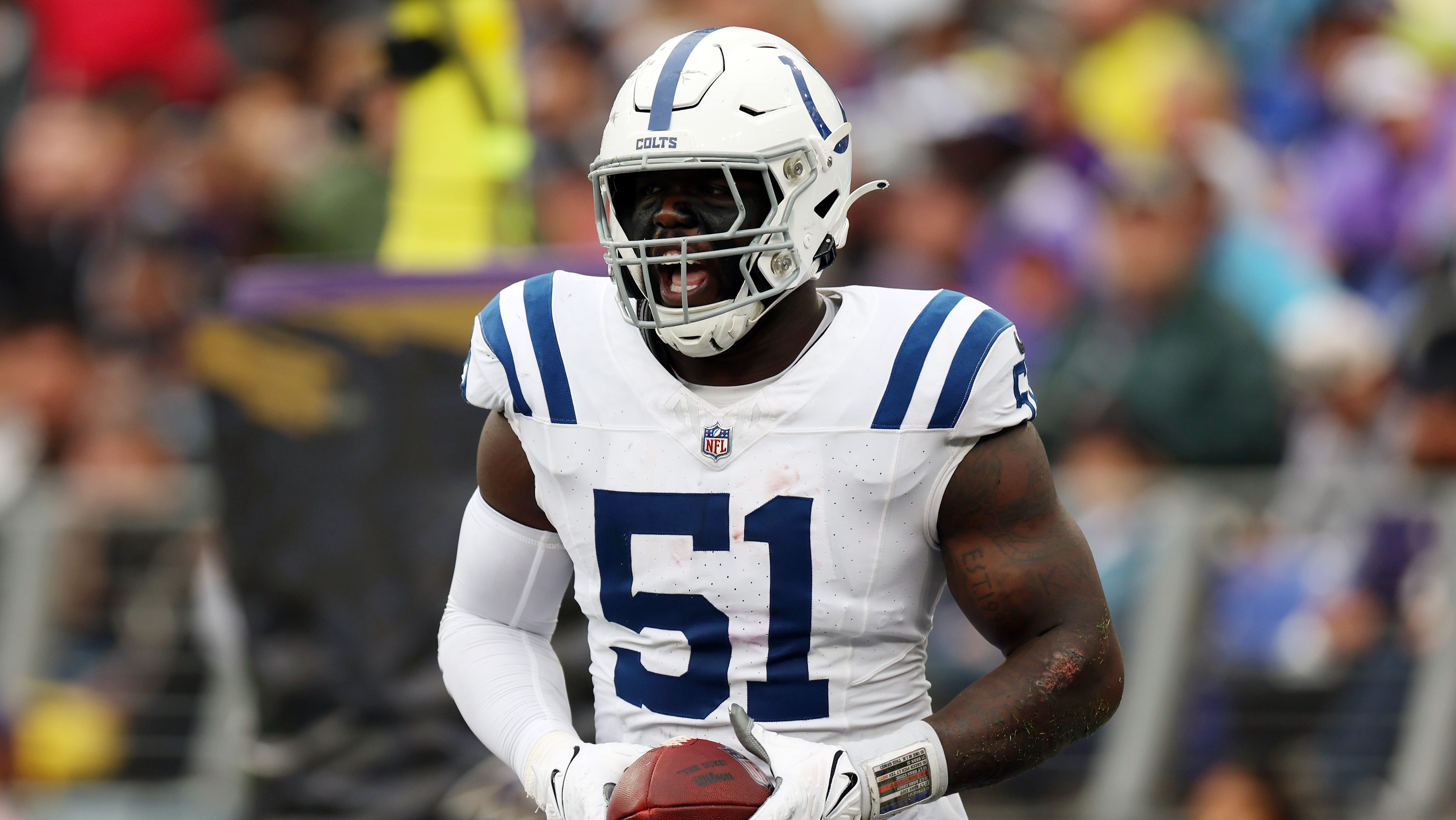 Colts lose 30.5-sack EDGE rusher in $48 million deal