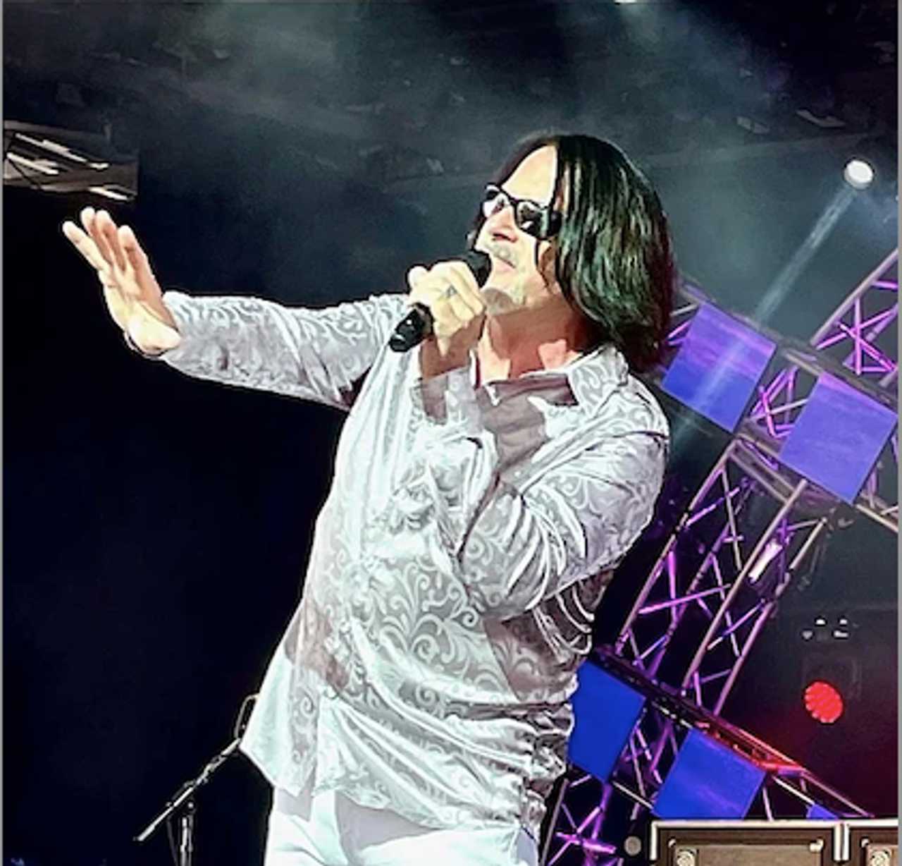 Tommy DeCarlo dies: Lead singer for iconic rock band Boston