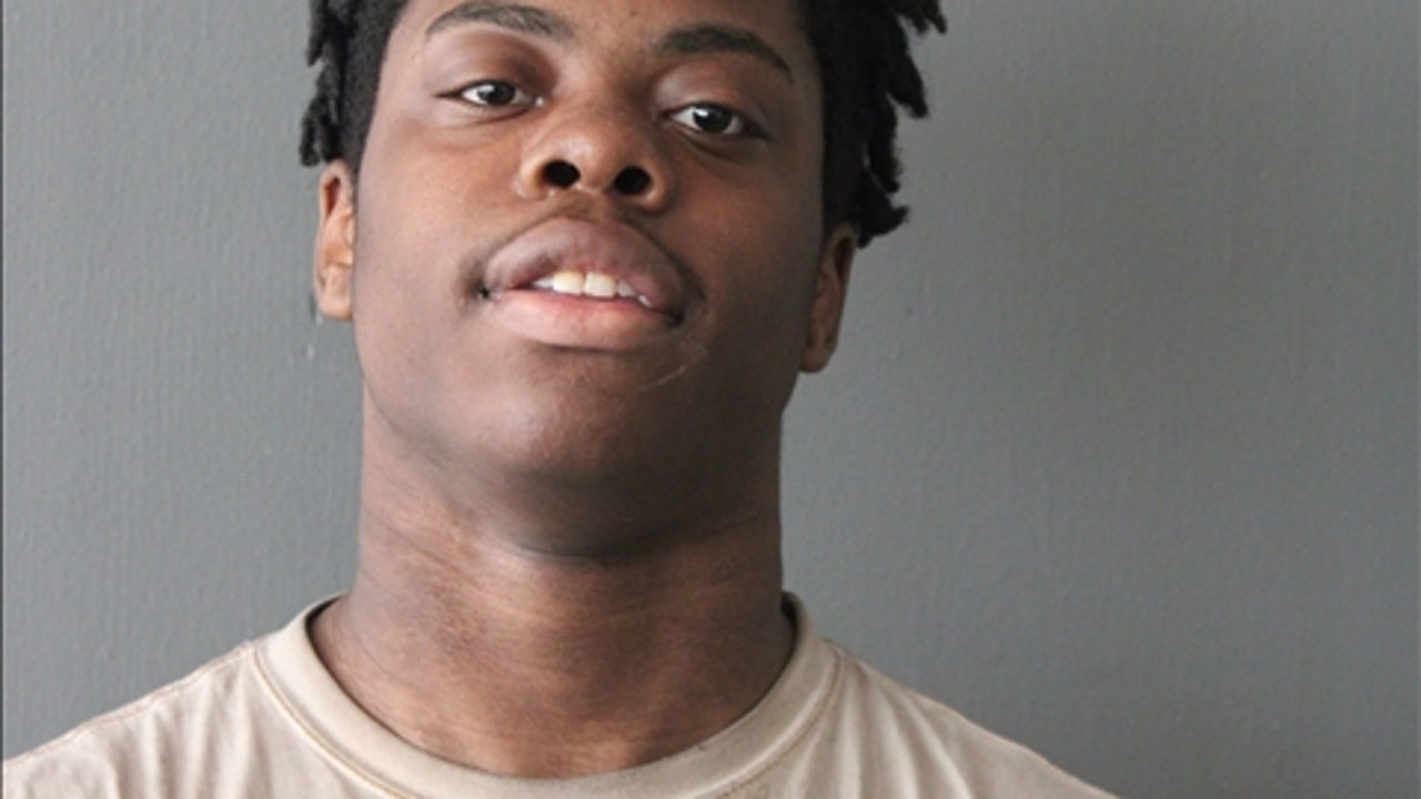 CTA Red Line station shooting: 18-year-old suspect charged after 2 injured